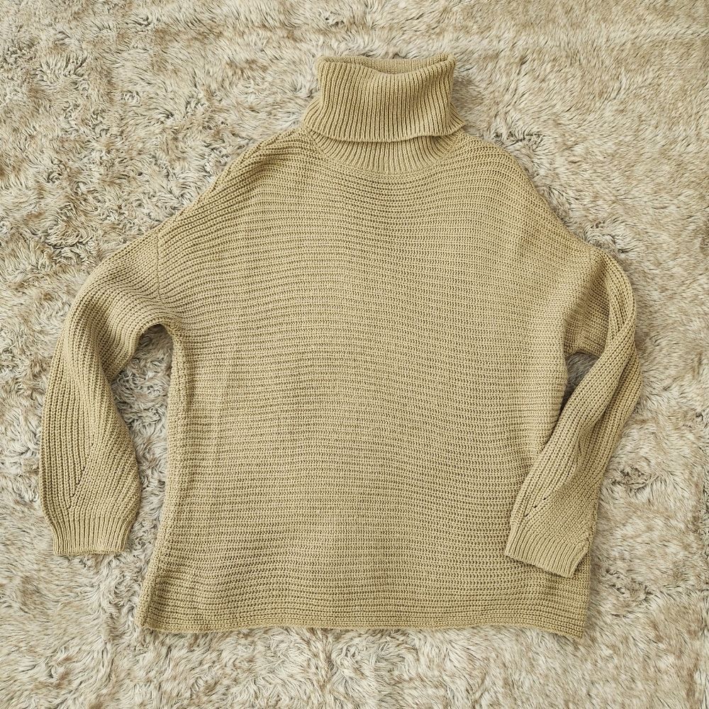 Vero Moda Turtleneck Drop Shoulder Knit Sweater Beige Women's Size Medium